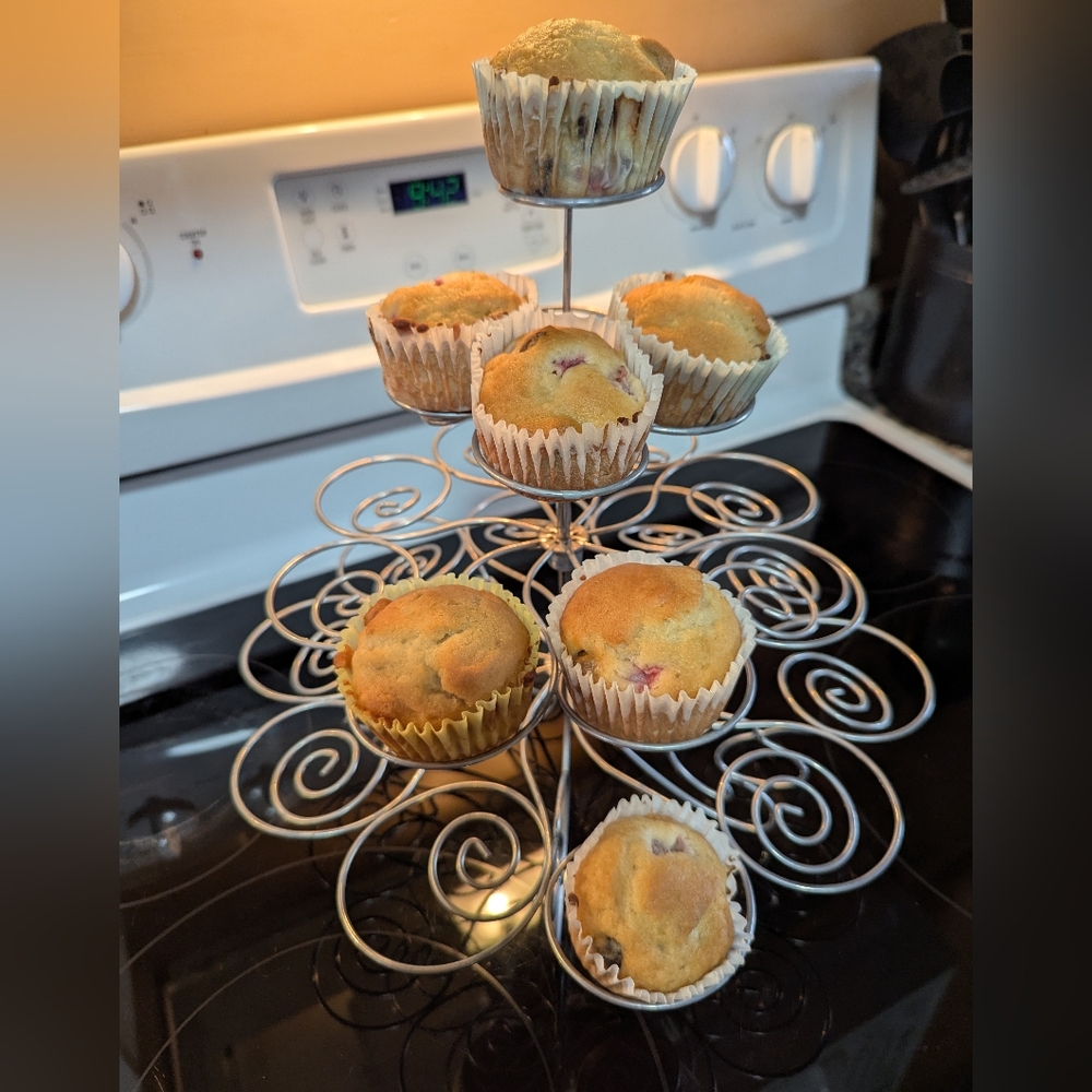 Silver Metal Cupcake/Muffin Stand